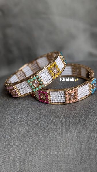 Kundan Multicolor Bangles